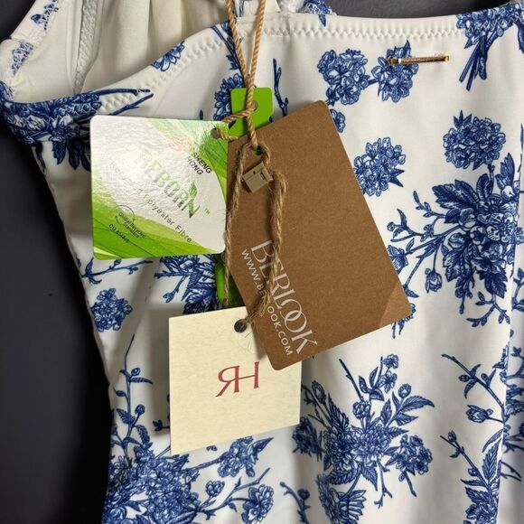 Berlook White & Blue Floral One Piece Swimsuit Size Medium NEW - Picture 9 of 15